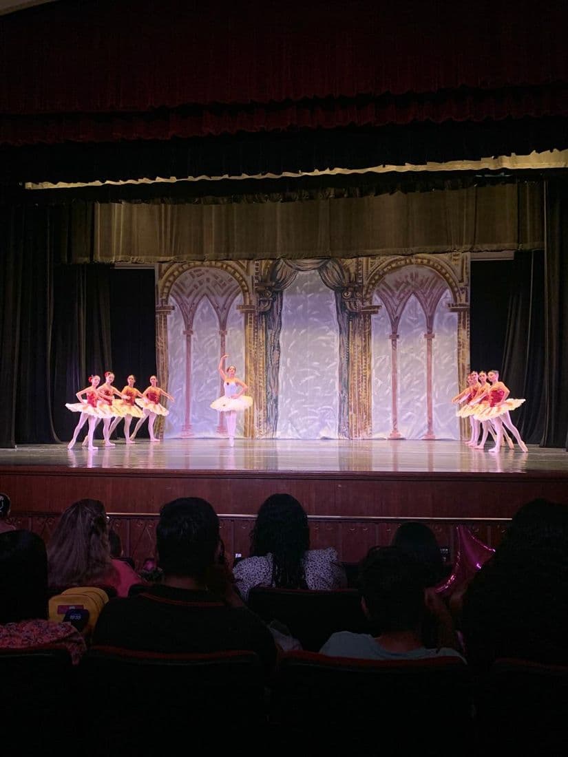 Estudiantes de la Escuela Beatriz Abreu Cátedra de Danza