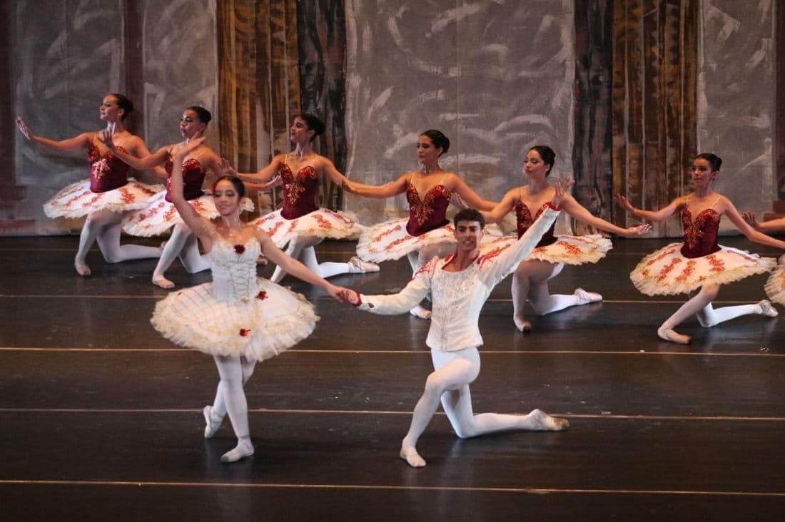 Estudiantes de la Escuela Beatriz Abreu Cátedra de Danza