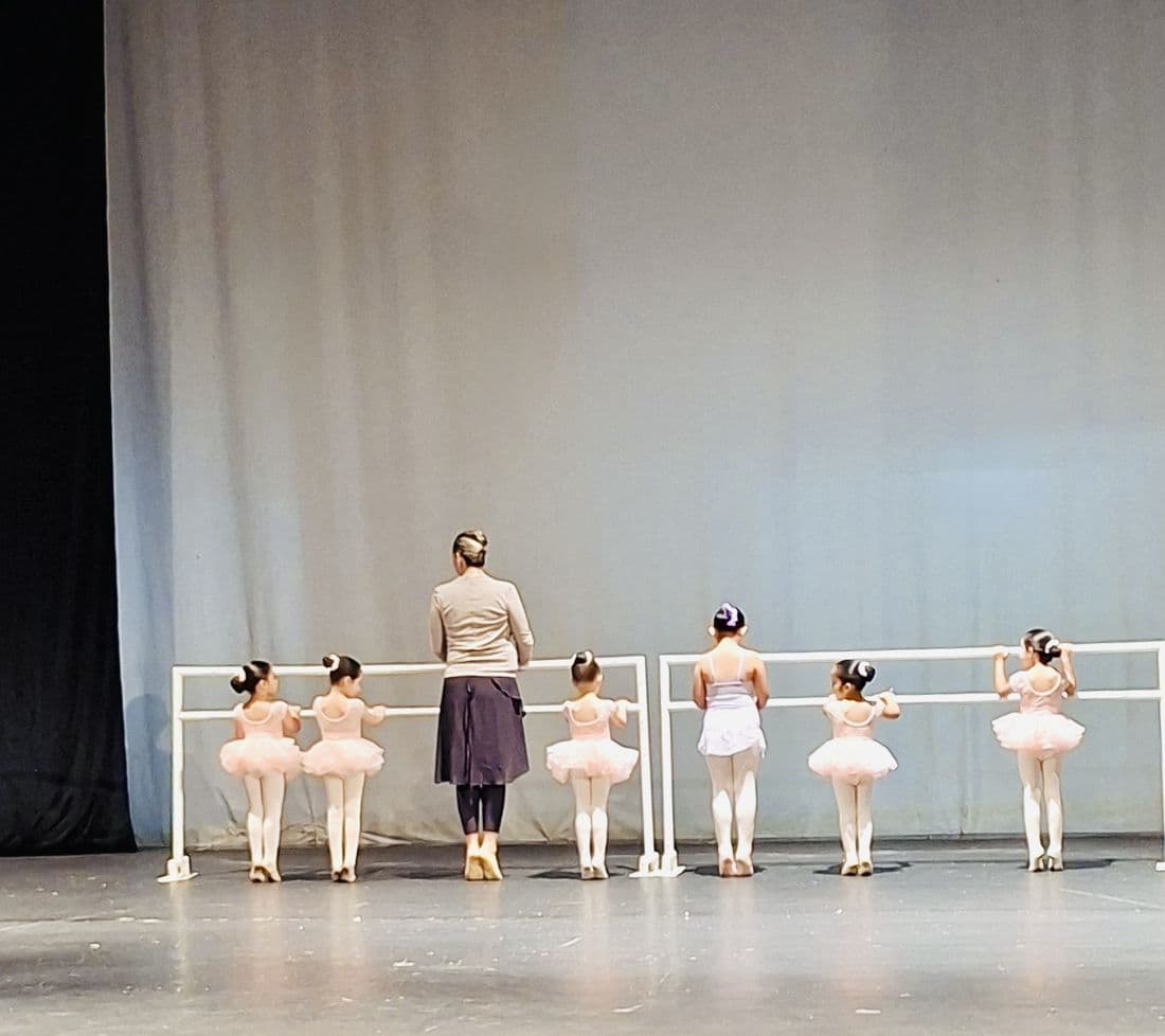 Estudiantes de la Escuela Beatriz Abreu Cátedra de Danza
